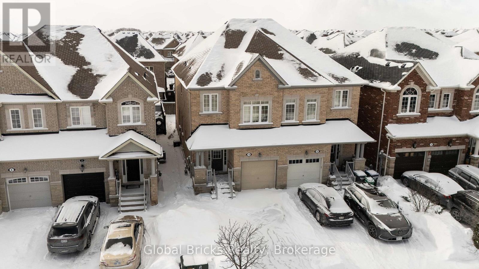 10 Dillon Drive, Brampton, ON photo 1
