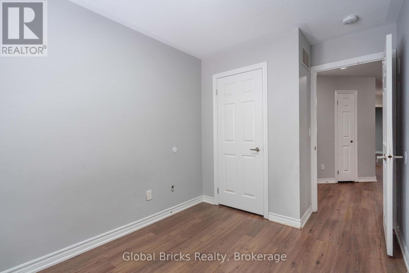 10 Dillon Drive, Brampton, ON photo 29