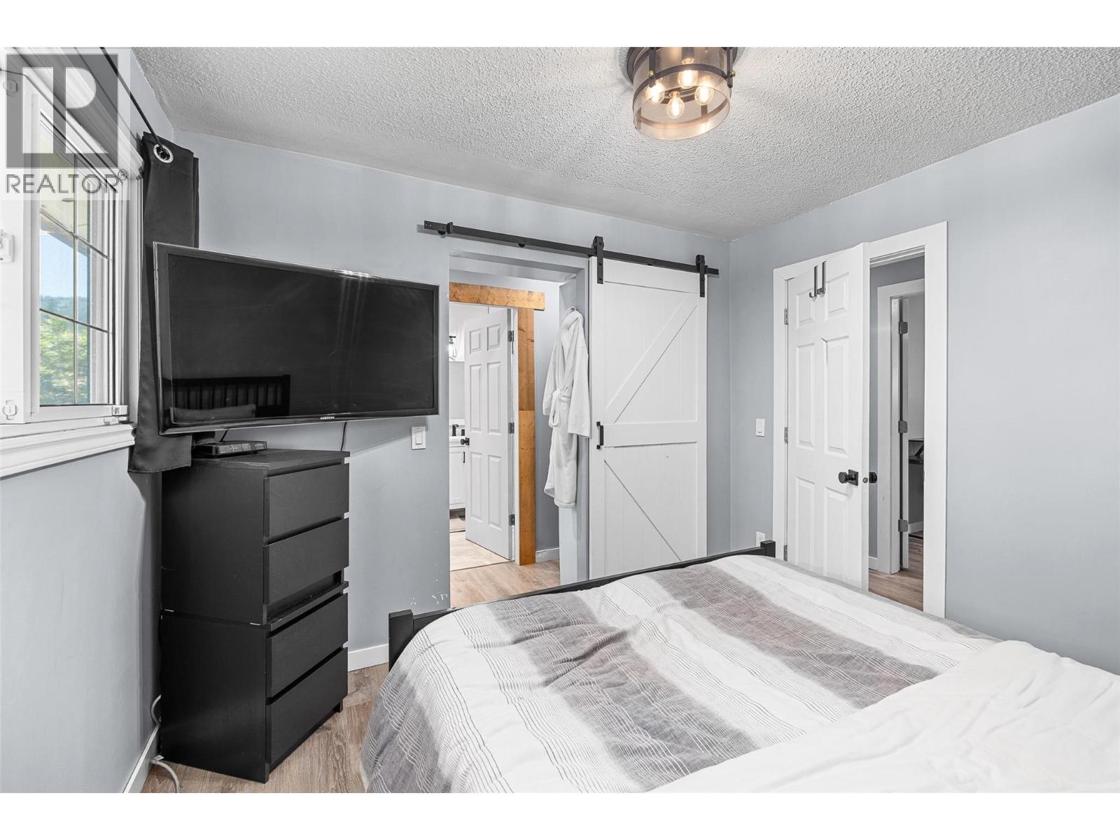 3592 Barney Road, West Kelowna