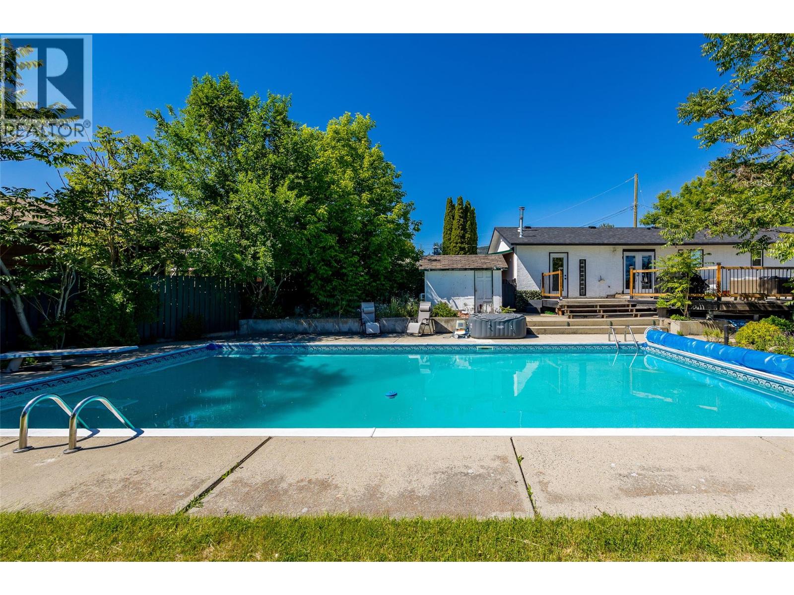 3592 Barney Road, West Kelowna