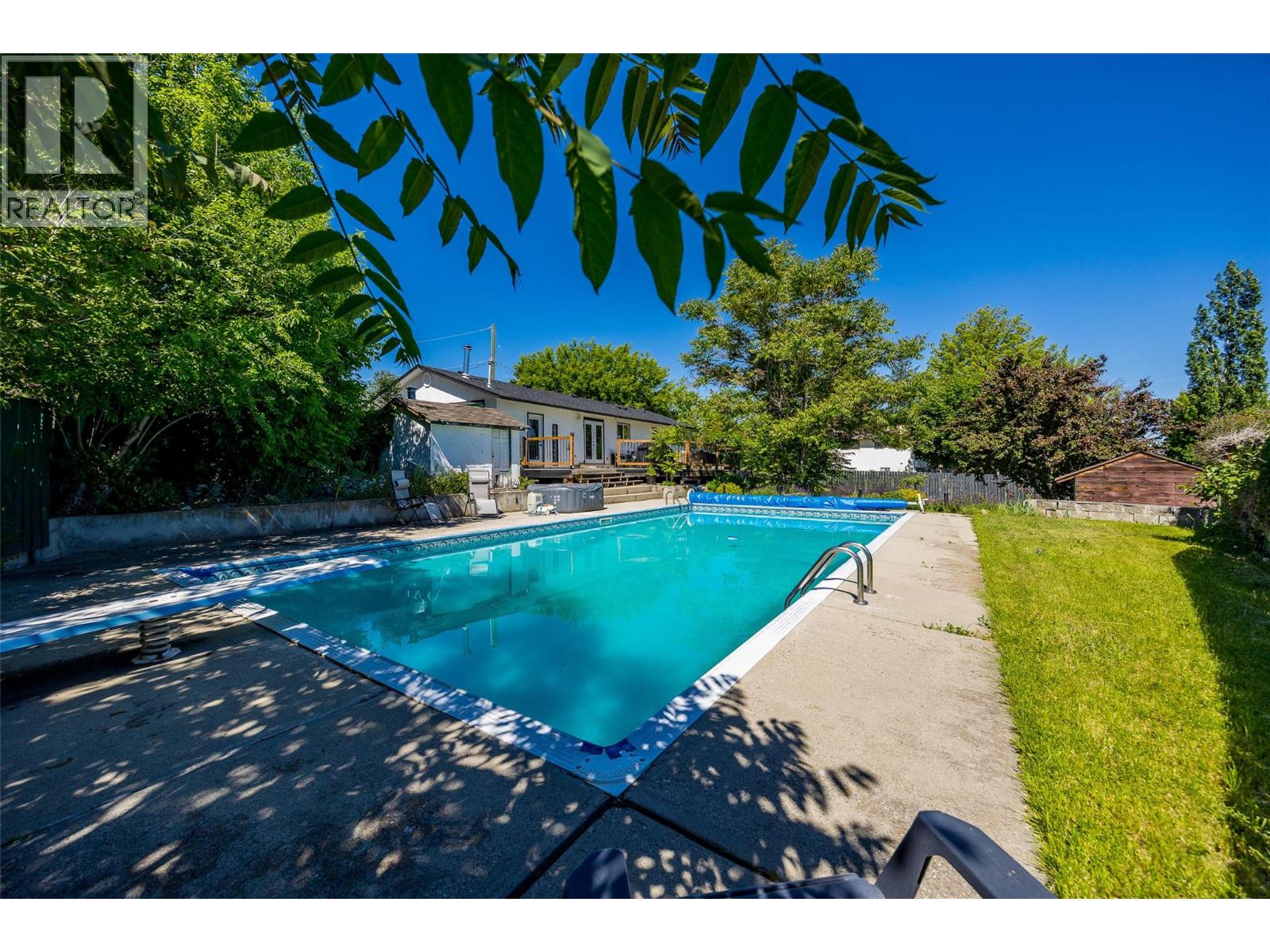 3592 Barney Road, West Kelowna