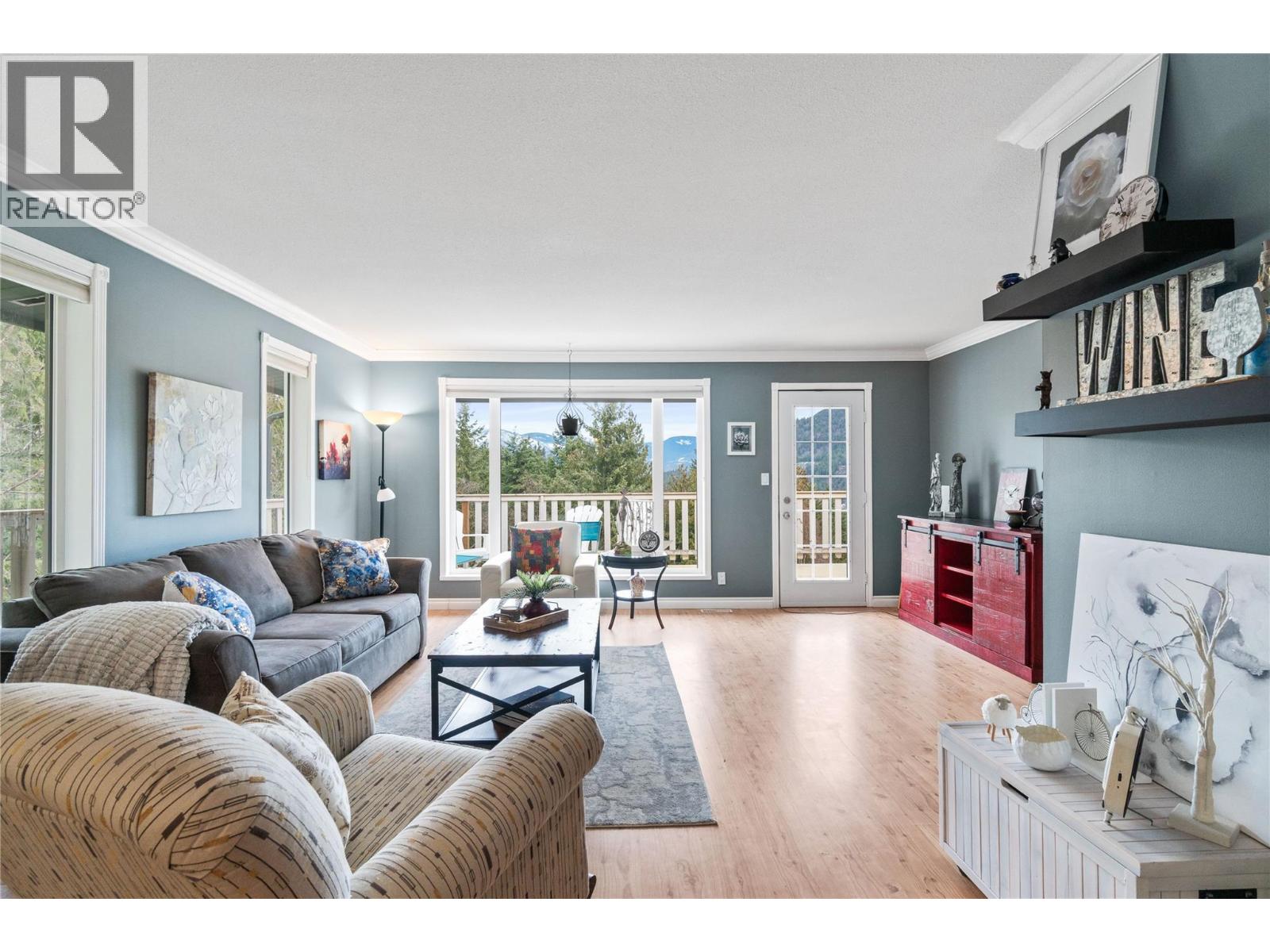 2379 Pleasant Dale Road, Blind Bay