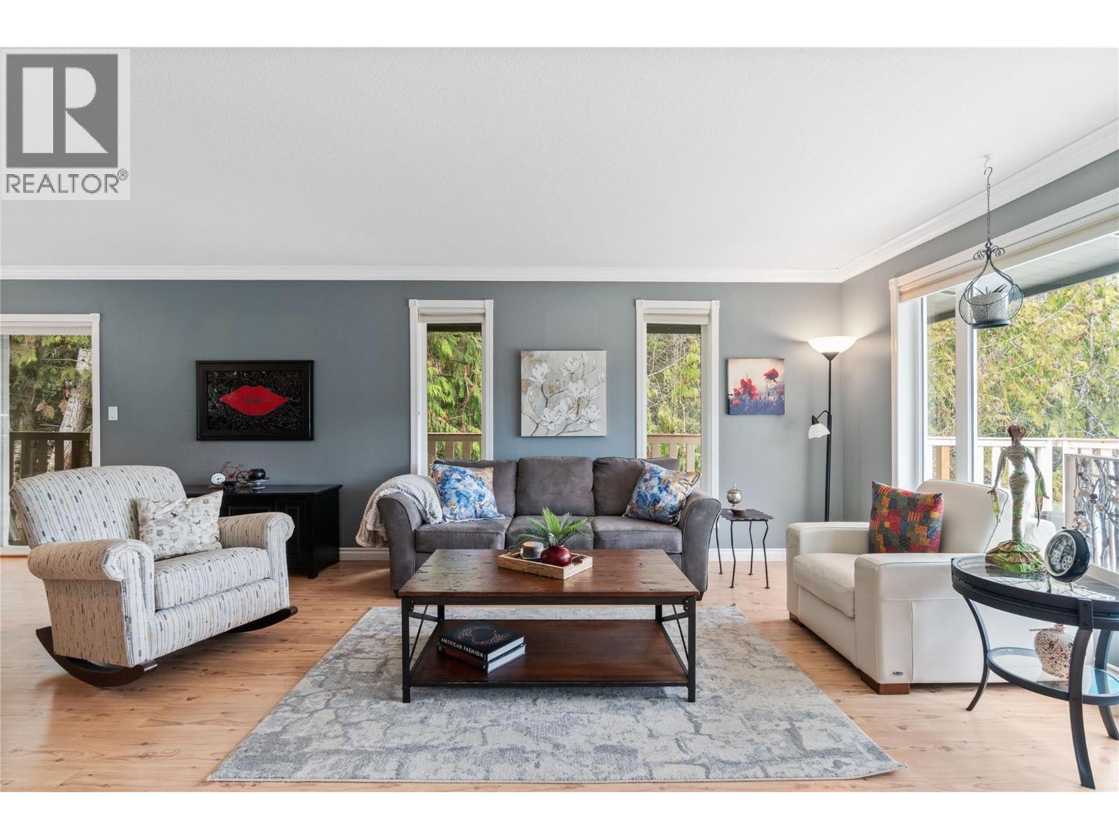 2379 Pleasant Dale Road, Blind Bay