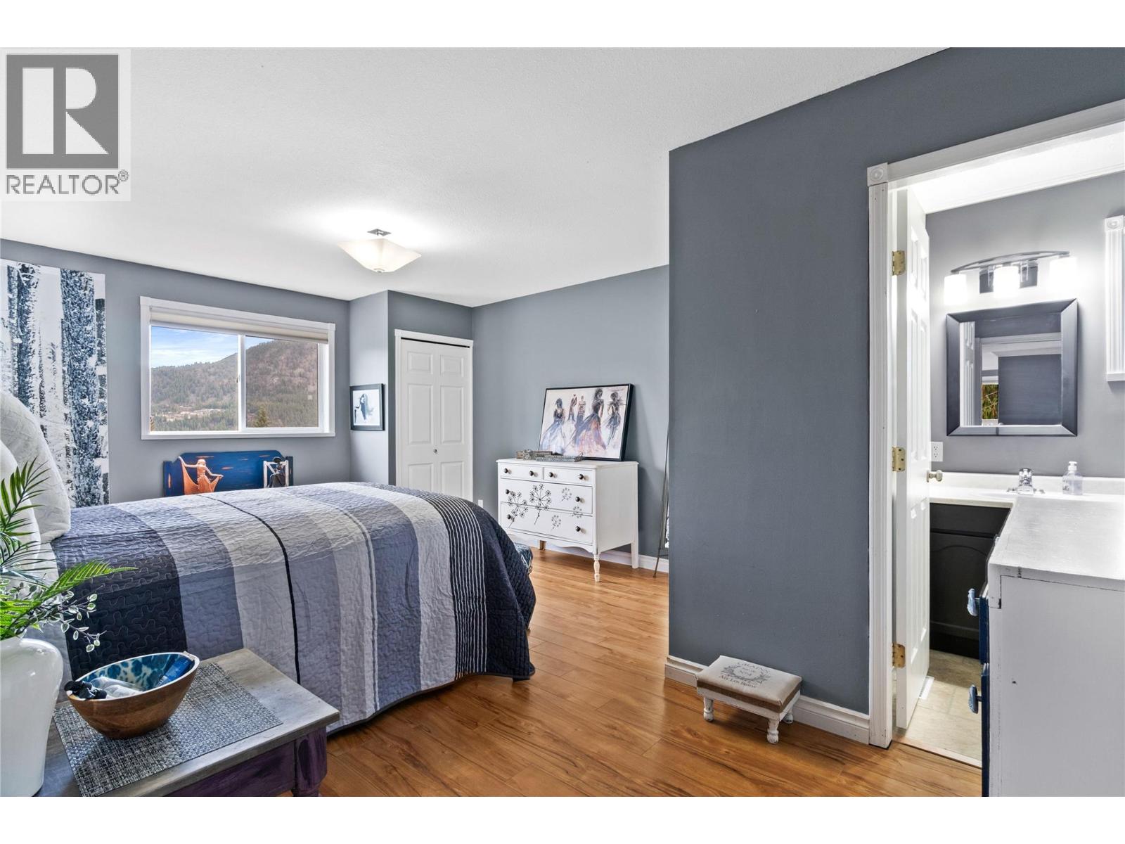 2379 Pleasant Dale Road, Blind Bay