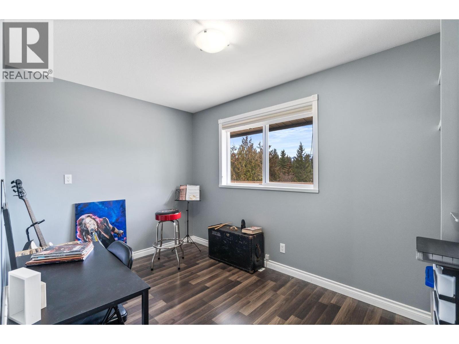 2379 Pleasant Dale Road, Blind Bay