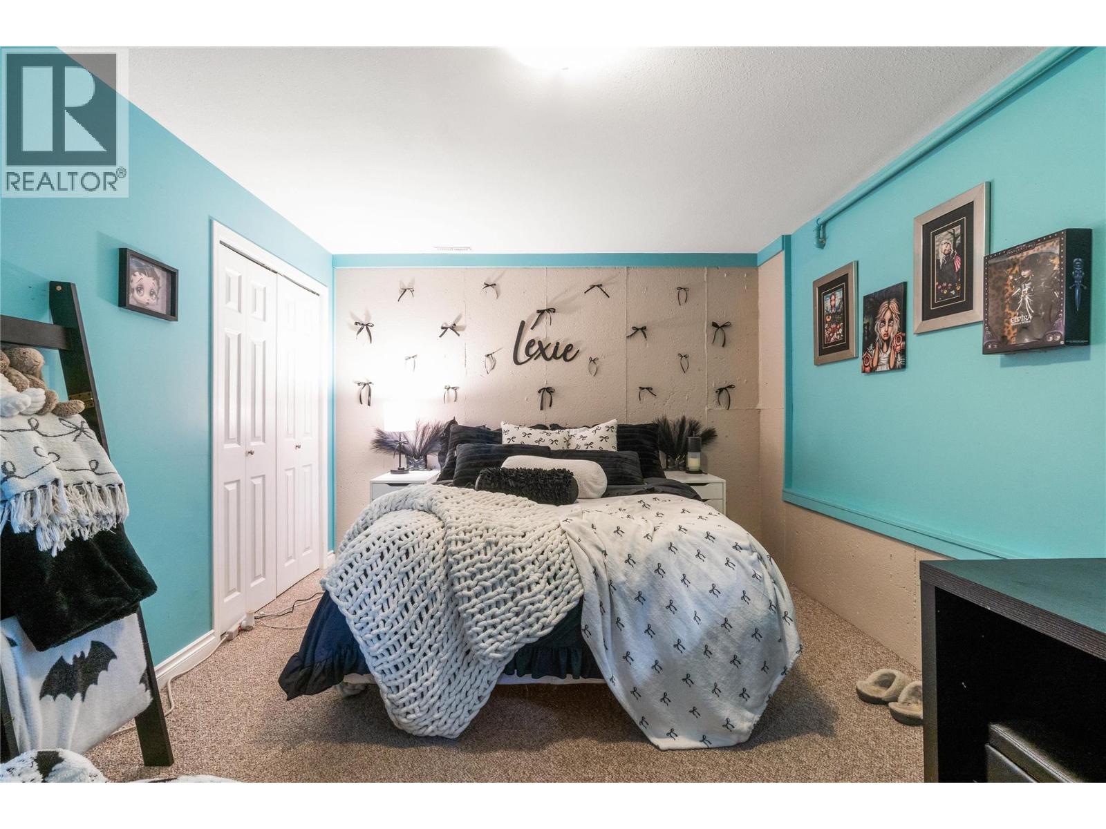 2379 Pleasant Dale Road, Blind Bay