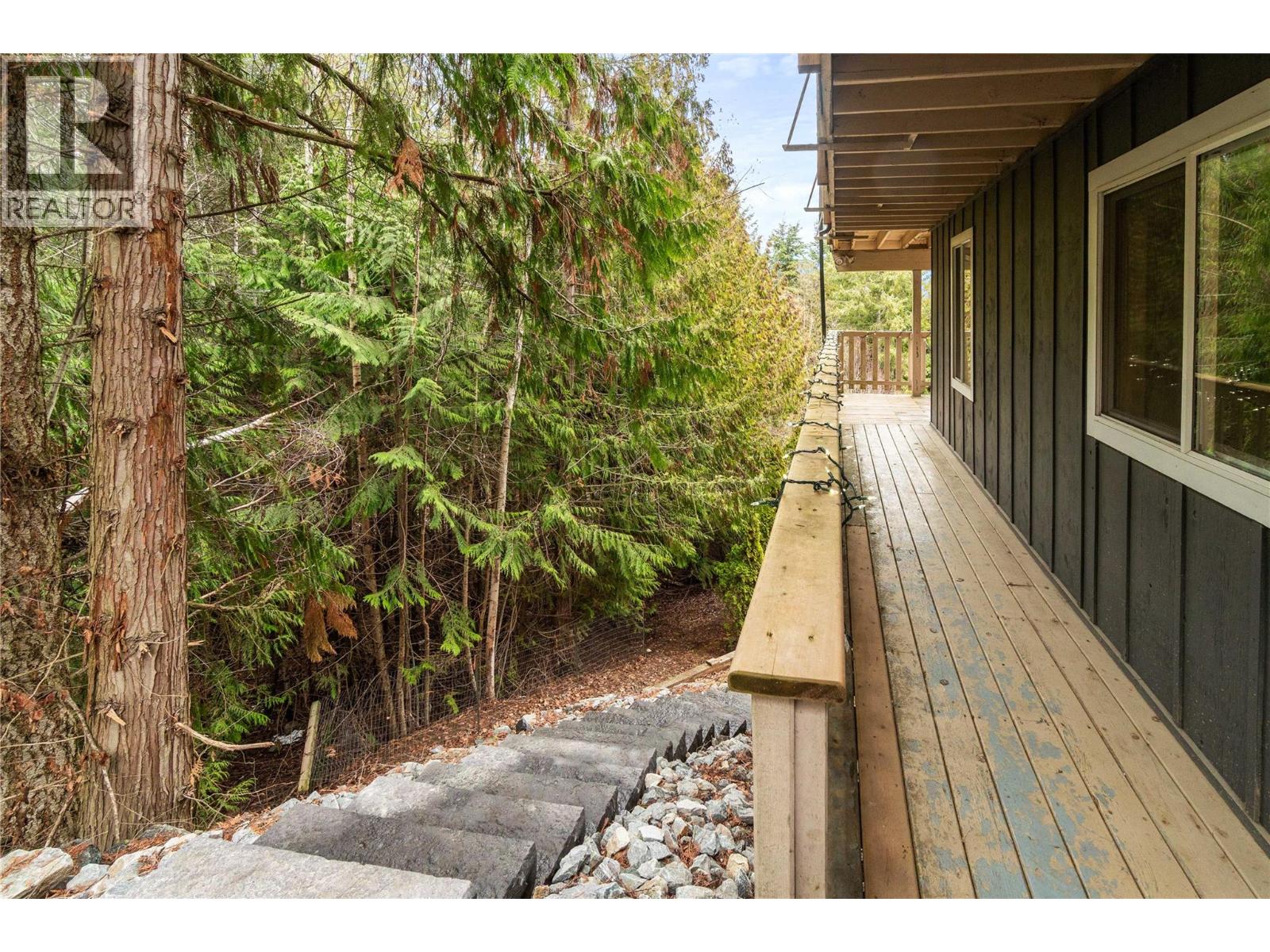 2379 Pleasant Dale Road, Blind Bay