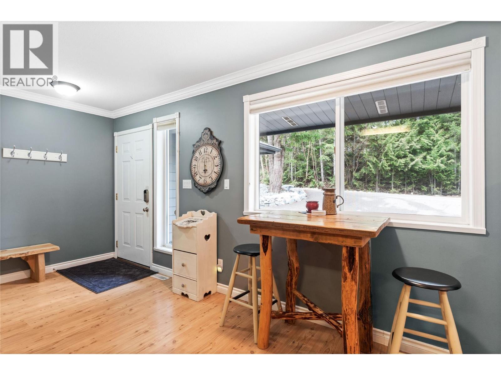 2379 Pleasant Dale Road, Blind Bay