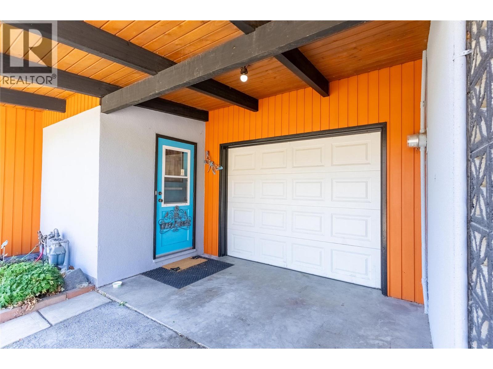 840/842 Collins Road, Cache Creek