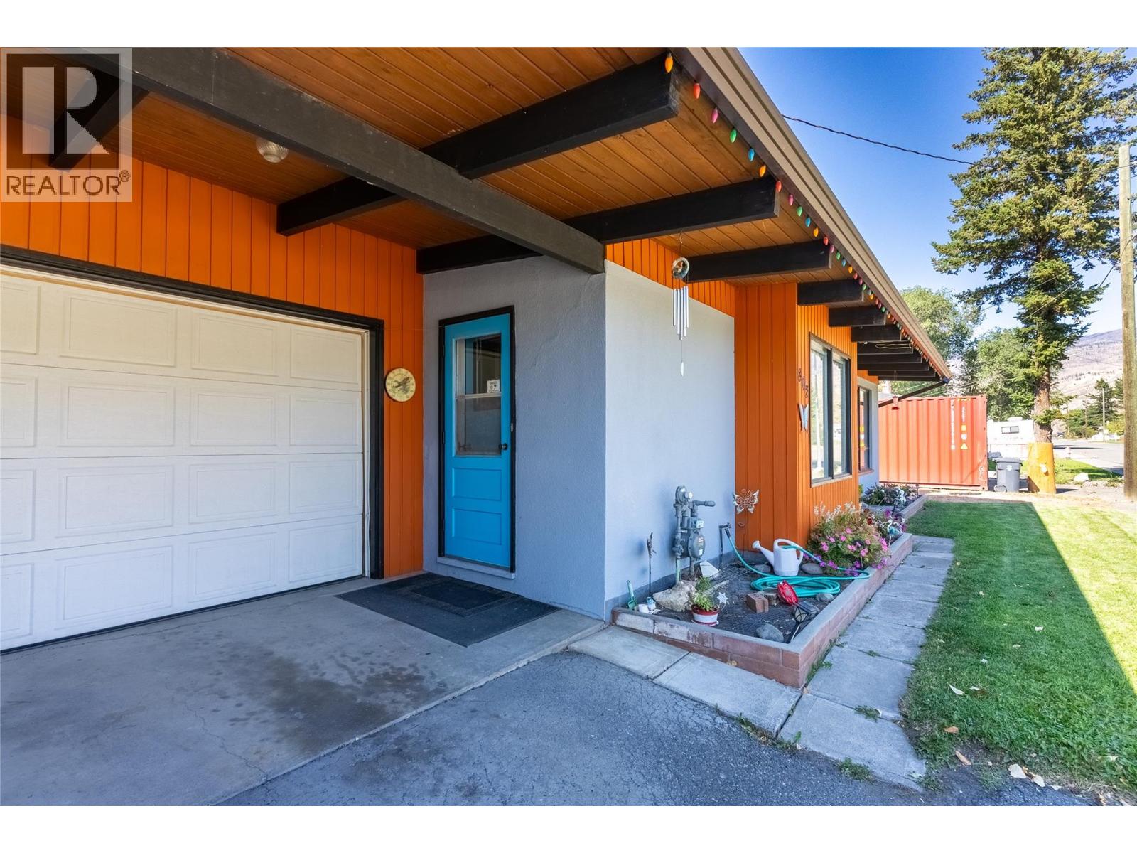 840/842 Collins Road, Cache Creek