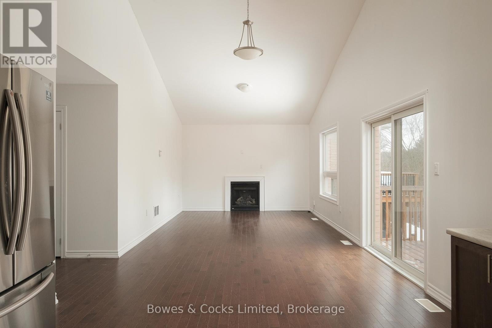 147 SPRINGDALE DRIVE - 16