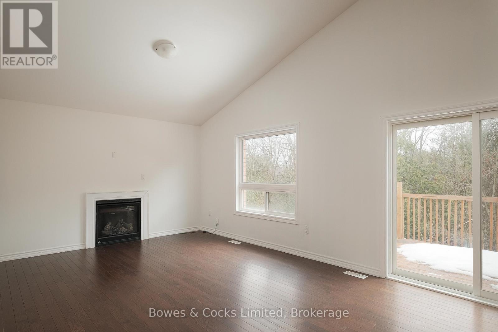 147 SPRINGDALE DRIVE - 17