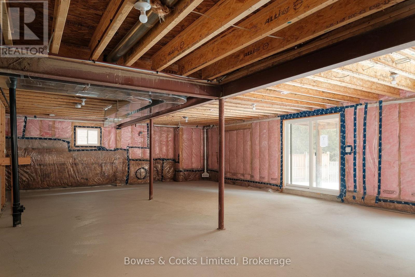 147 SPRINGDALE DRIVE - 21