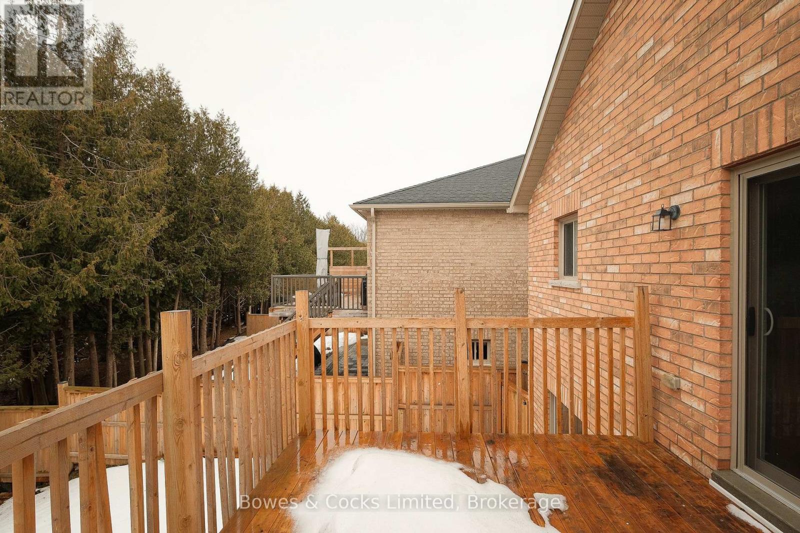 147 SPRINGDALE DRIVE - 27