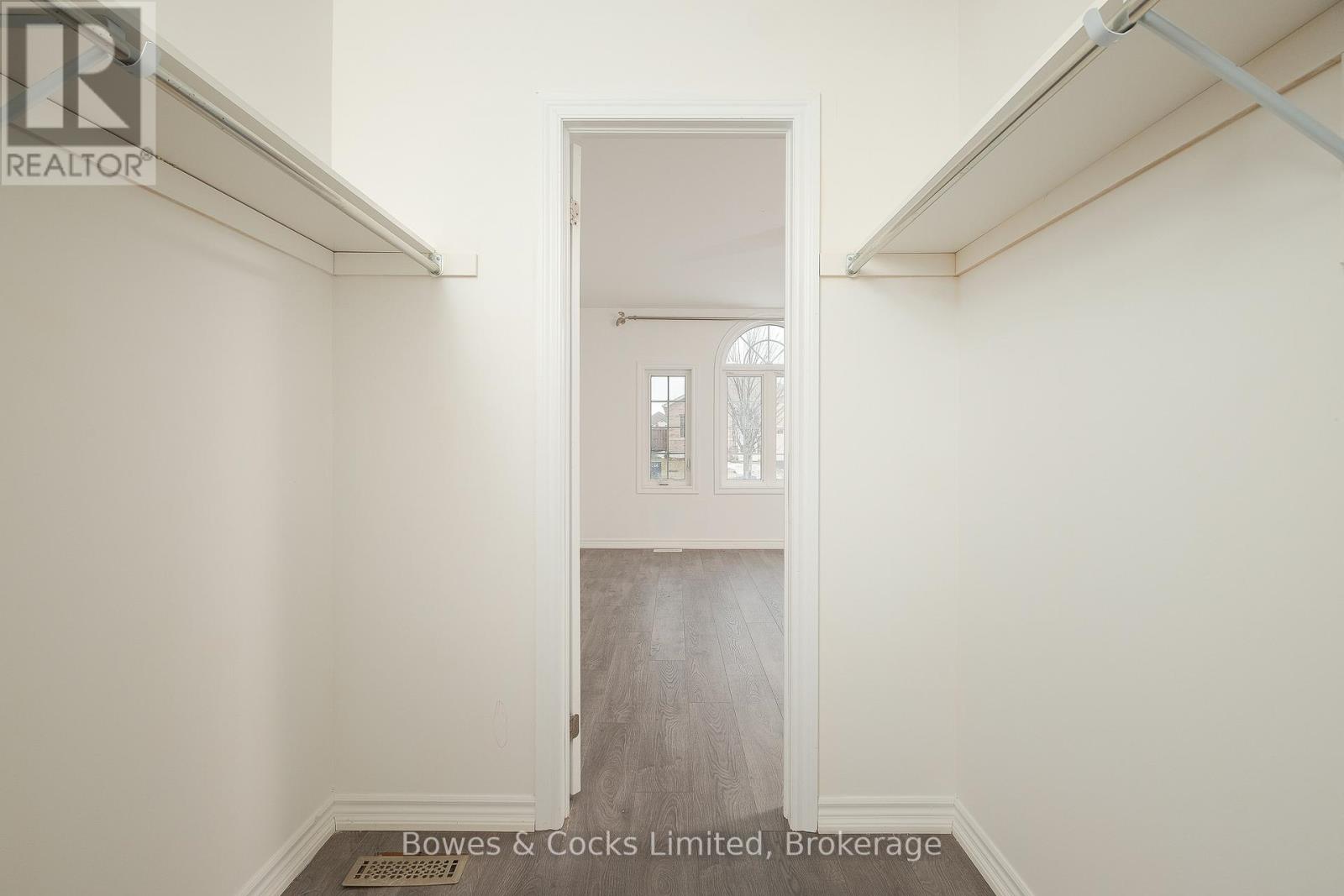 147 SPRINGDALE DRIVE - 6