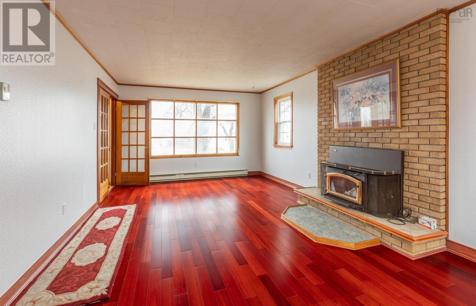 Property 35 of 35 of 72 Huntington Street