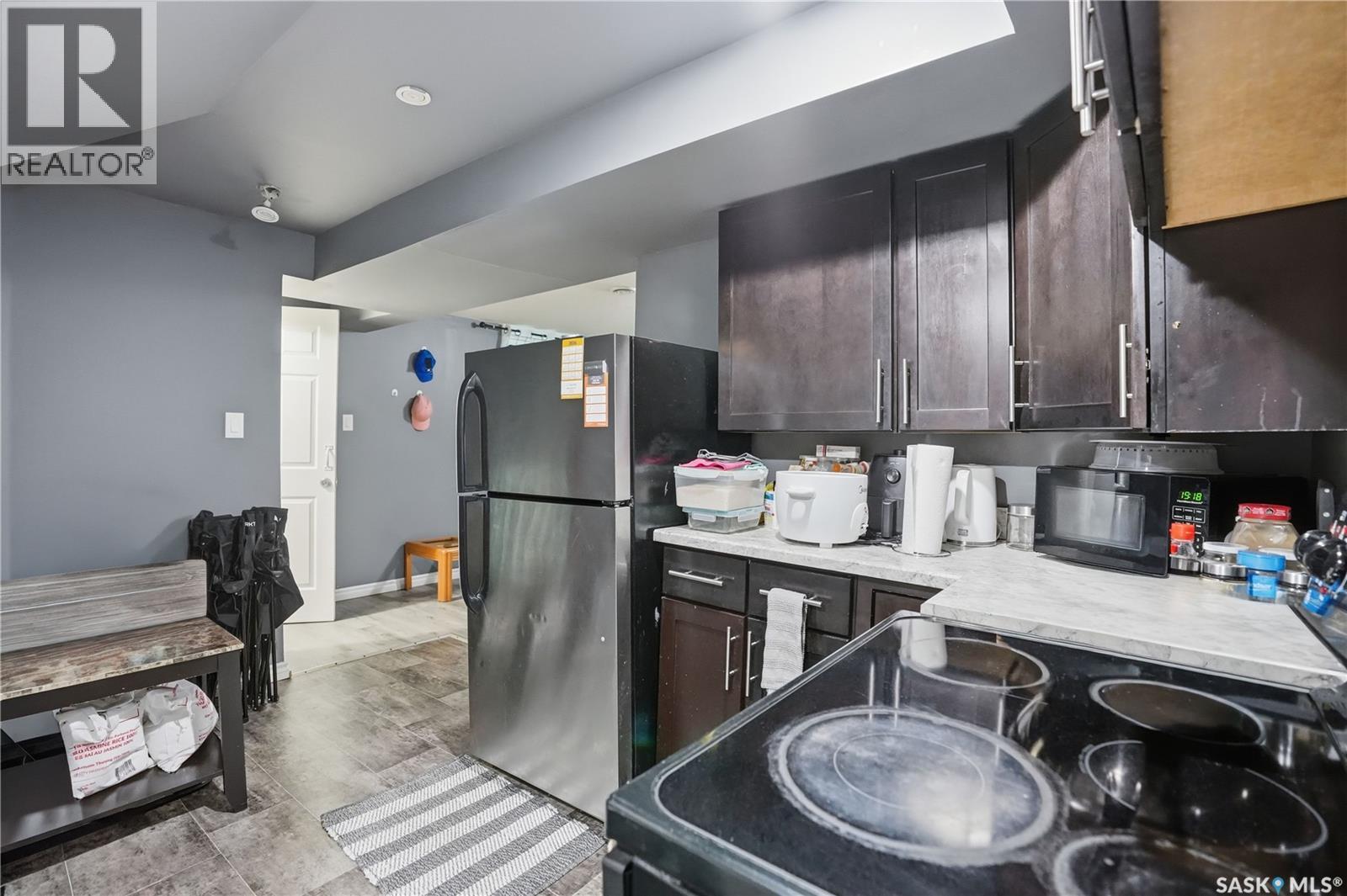 Single Family House Bungalow for Sale in  Aberdeen CRESCENT Regina 