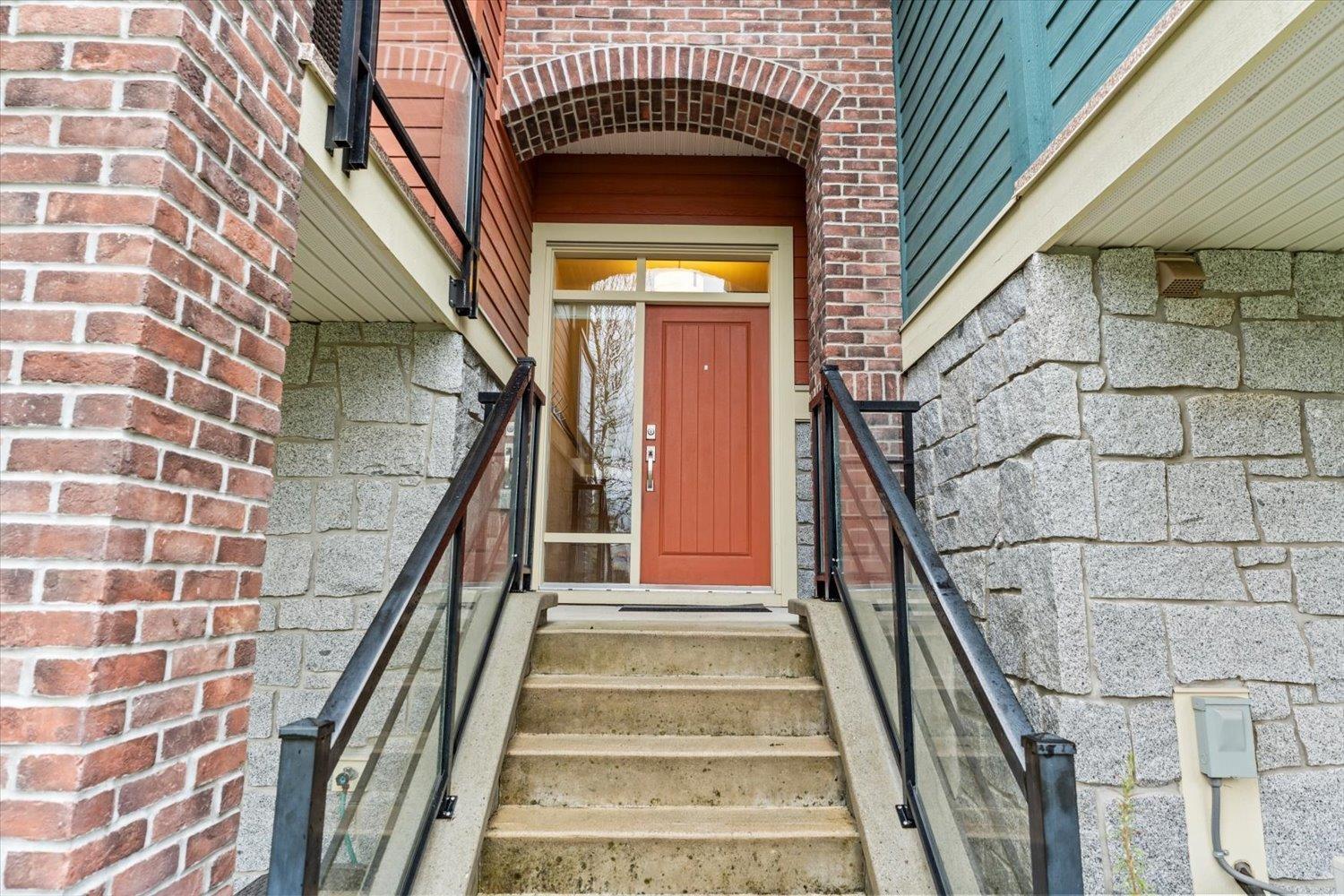 5746 MITCHELL STREET, Garrison Crossing, Chilliwack