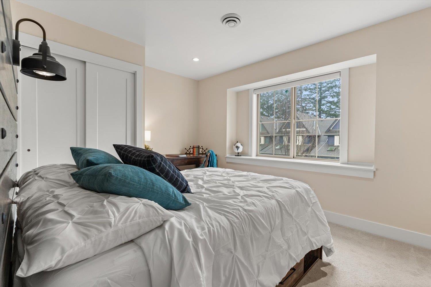 5746 MITCHELL STREET, Garrison Crossing, Chilliwack