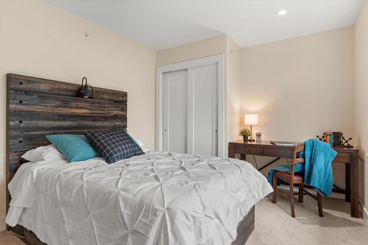 5746 MITCHELL STREET, Garrison Crossing, Chilliwack