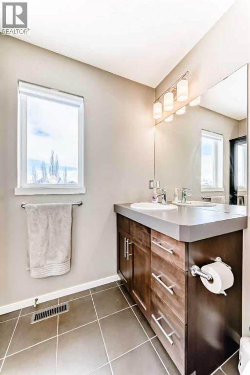 Single Family House for Sale in  Chapalina Square SE Chaparral Calgary 