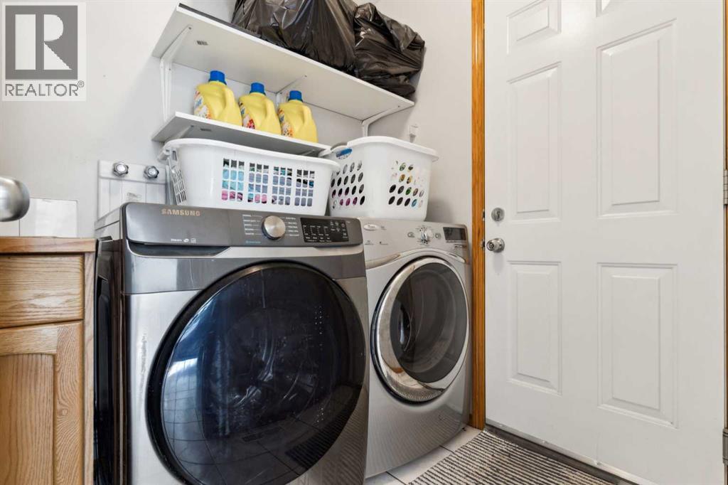 Single Family House for Sale in  Taracove Estate Drive NE Taradale Calgary 