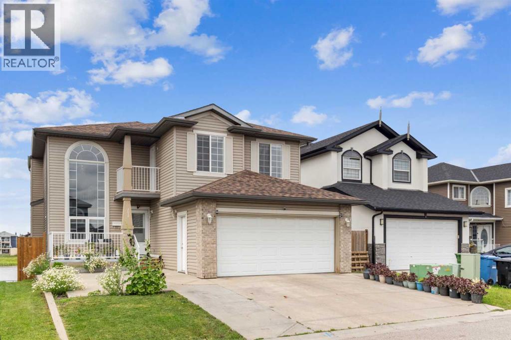 Single Family House for Sale in  Taracove Estate Drive NE Taradale Calgary 