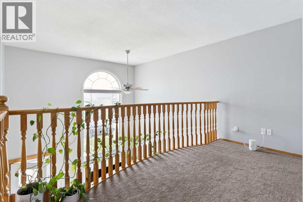 Single Family House for Sale in  Taracove Estate Drive NE Taradale Calgary 