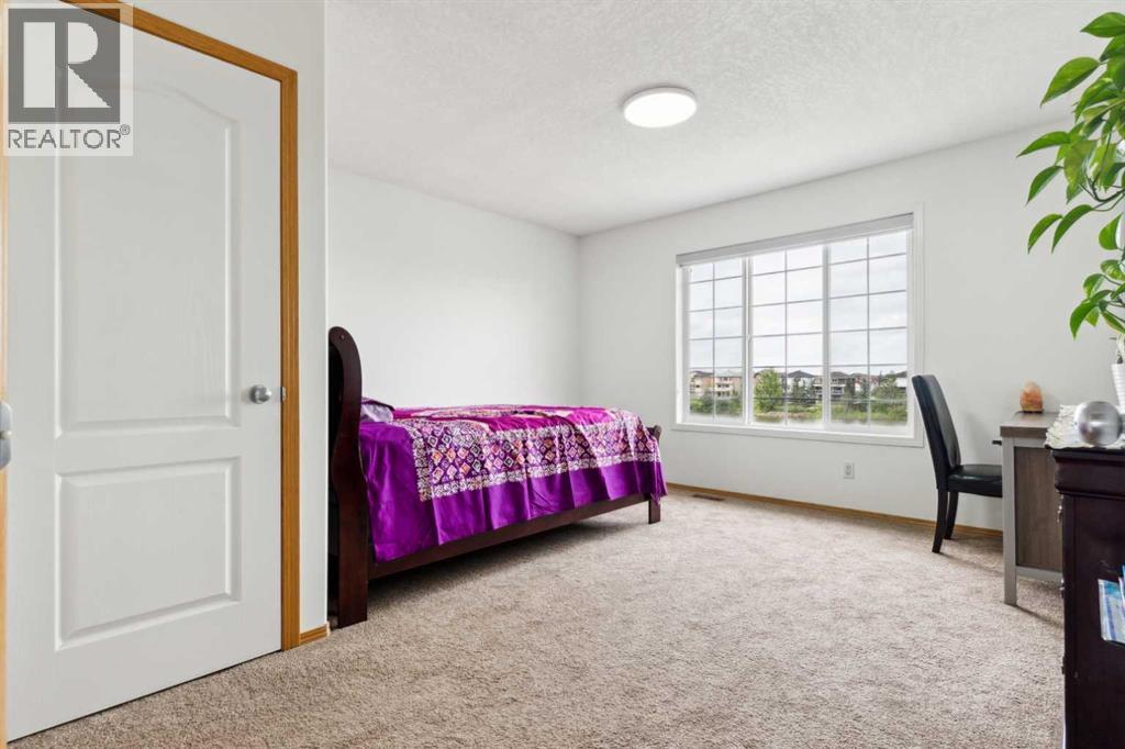 Single Family House for Sale in  Taracove Estate Drive NE Taradale Calgary 