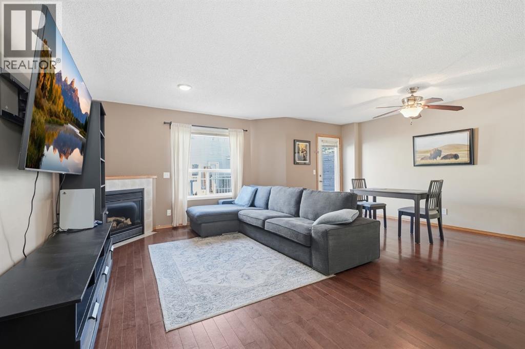 Single Family House for Sale in  Mt Aberdeen Manor SE McKenzie Lake Calgary 