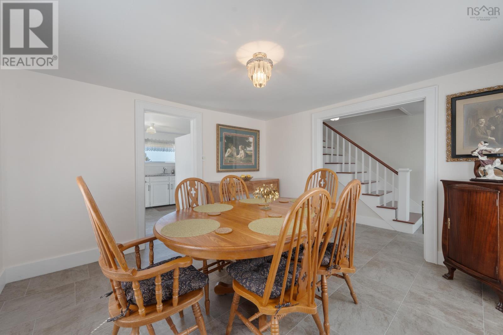 Property 27 of 37 of 853 Highway 340