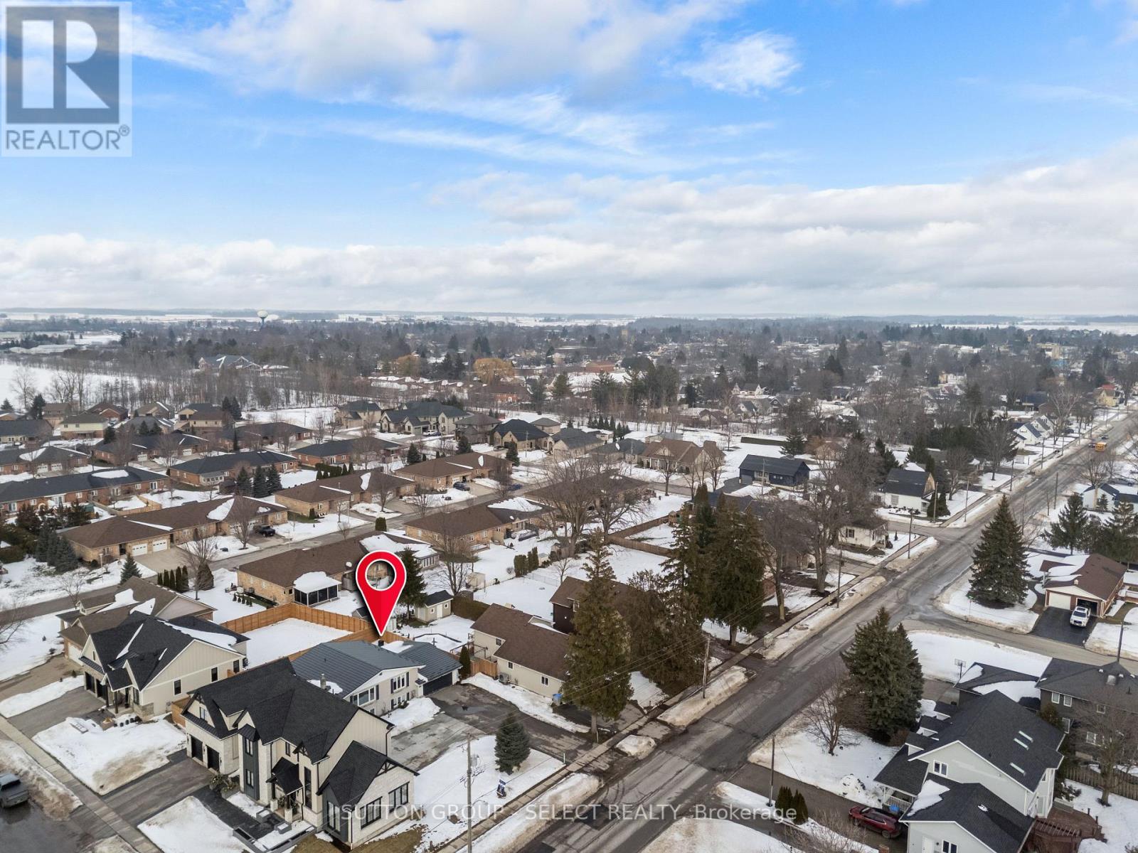 296 HURON STREET W Property Photo