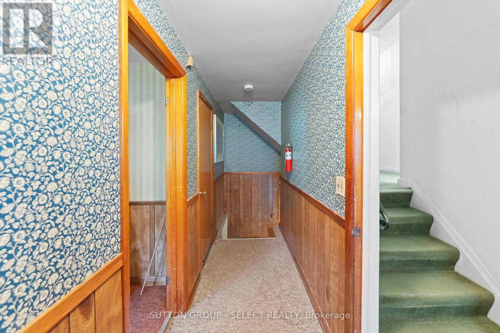 367 RIDOUT STREET S - 25