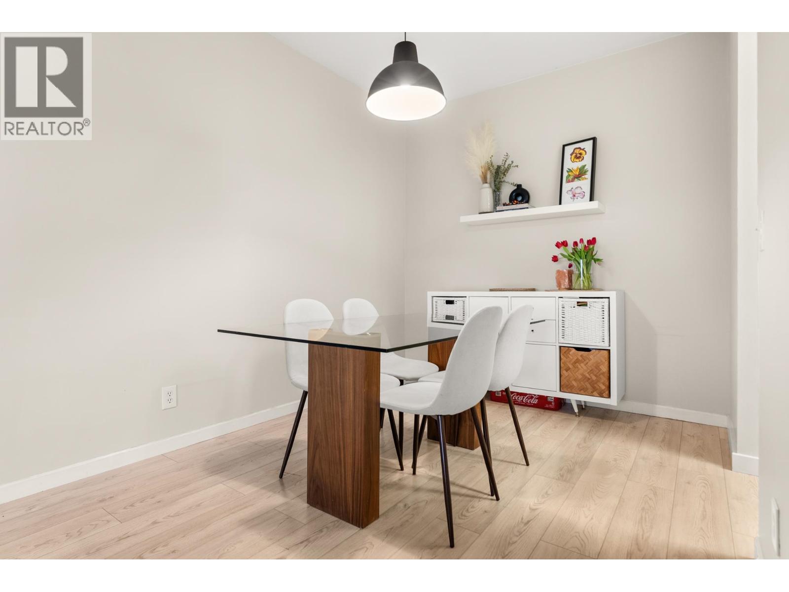 #403-4758 53 Street, Delta