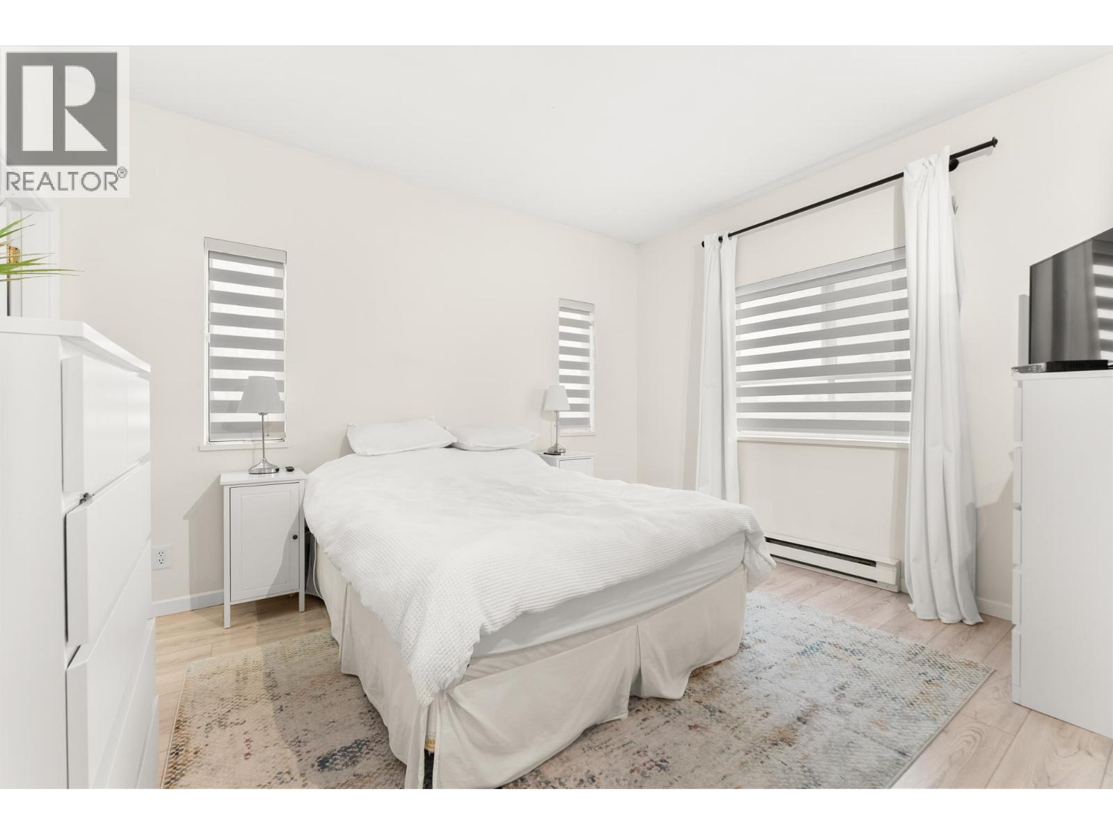 #403-4758 53 Street, Delta