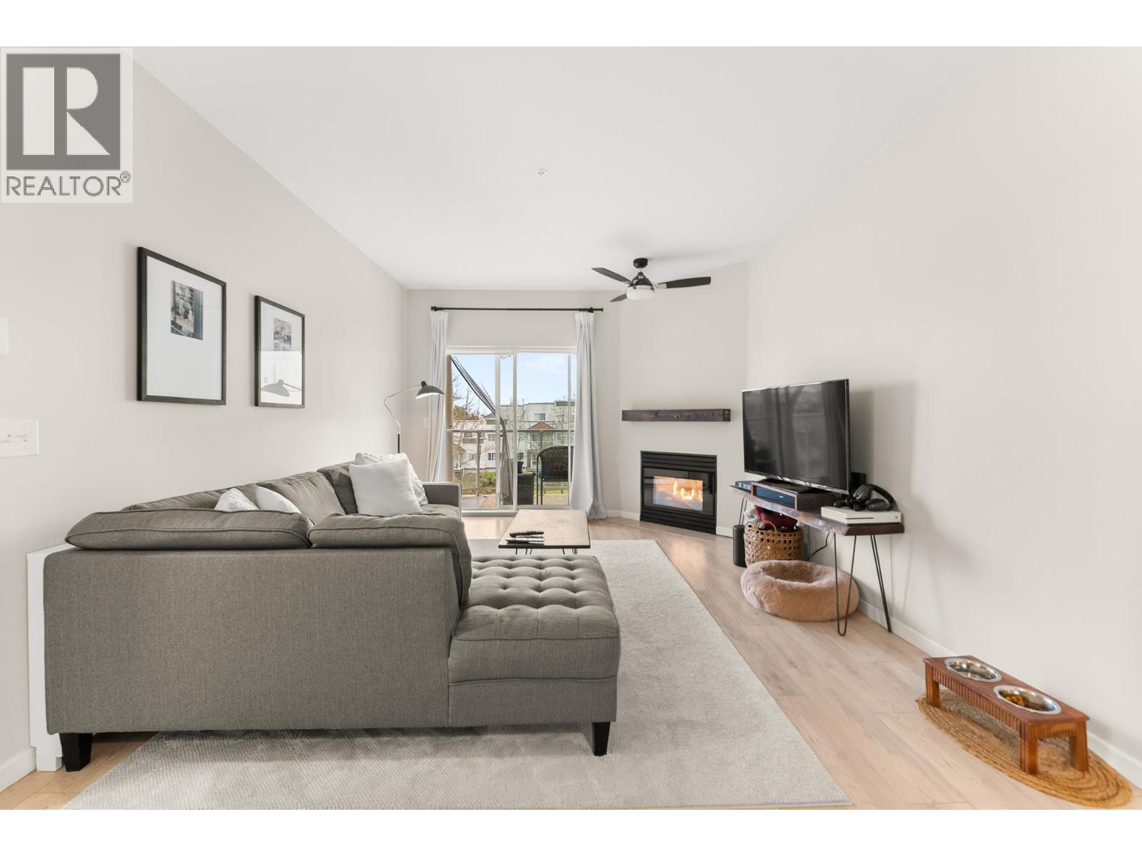 #403-4758 53 Street, Delta