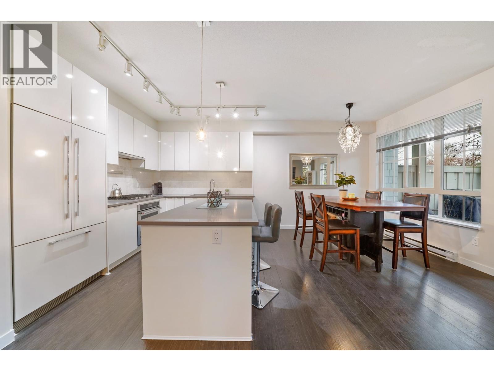 #17-5510 ADMIRAL Way, Delta