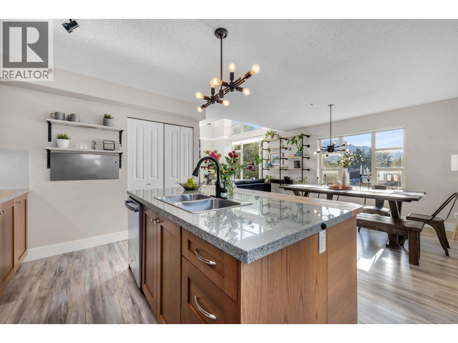 38226 EAGLEWIND BOULEVARD, Squamish