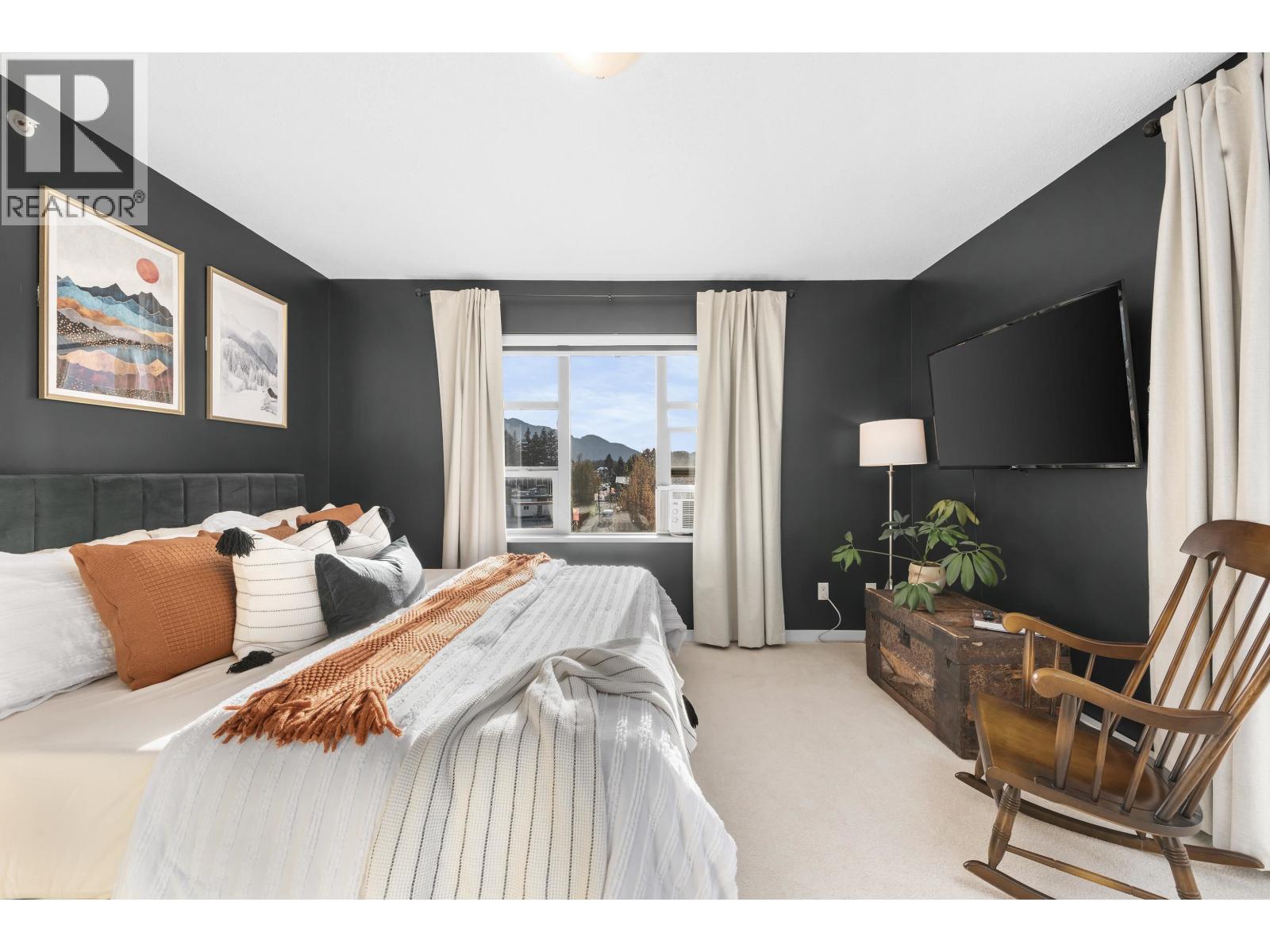 38226 EAGLEWIND BOULEVARD, Squamish