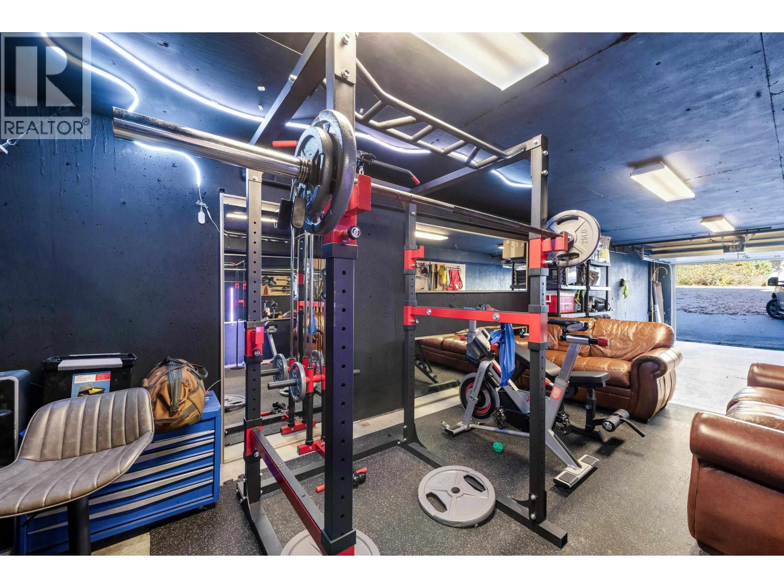 38226 EAGLEWIND BOULEVARD, Squamish