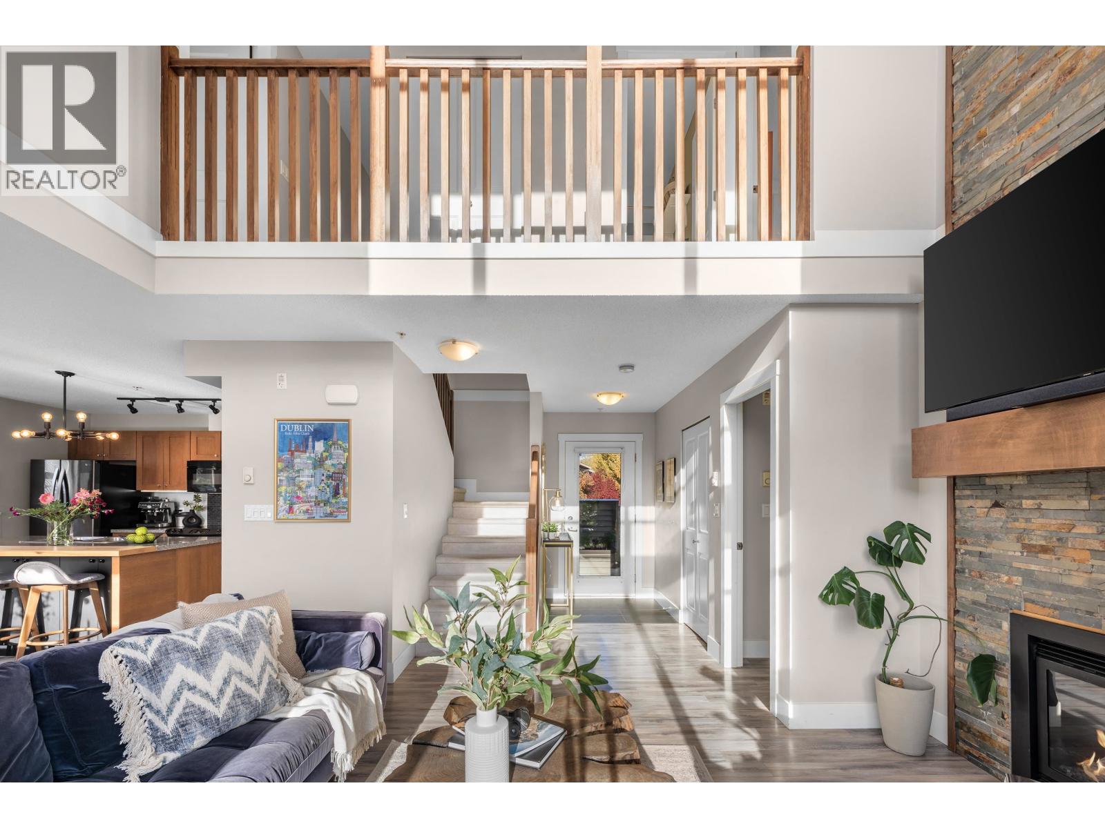 38226 EAGLEWIND BOULEVARD, Squamish