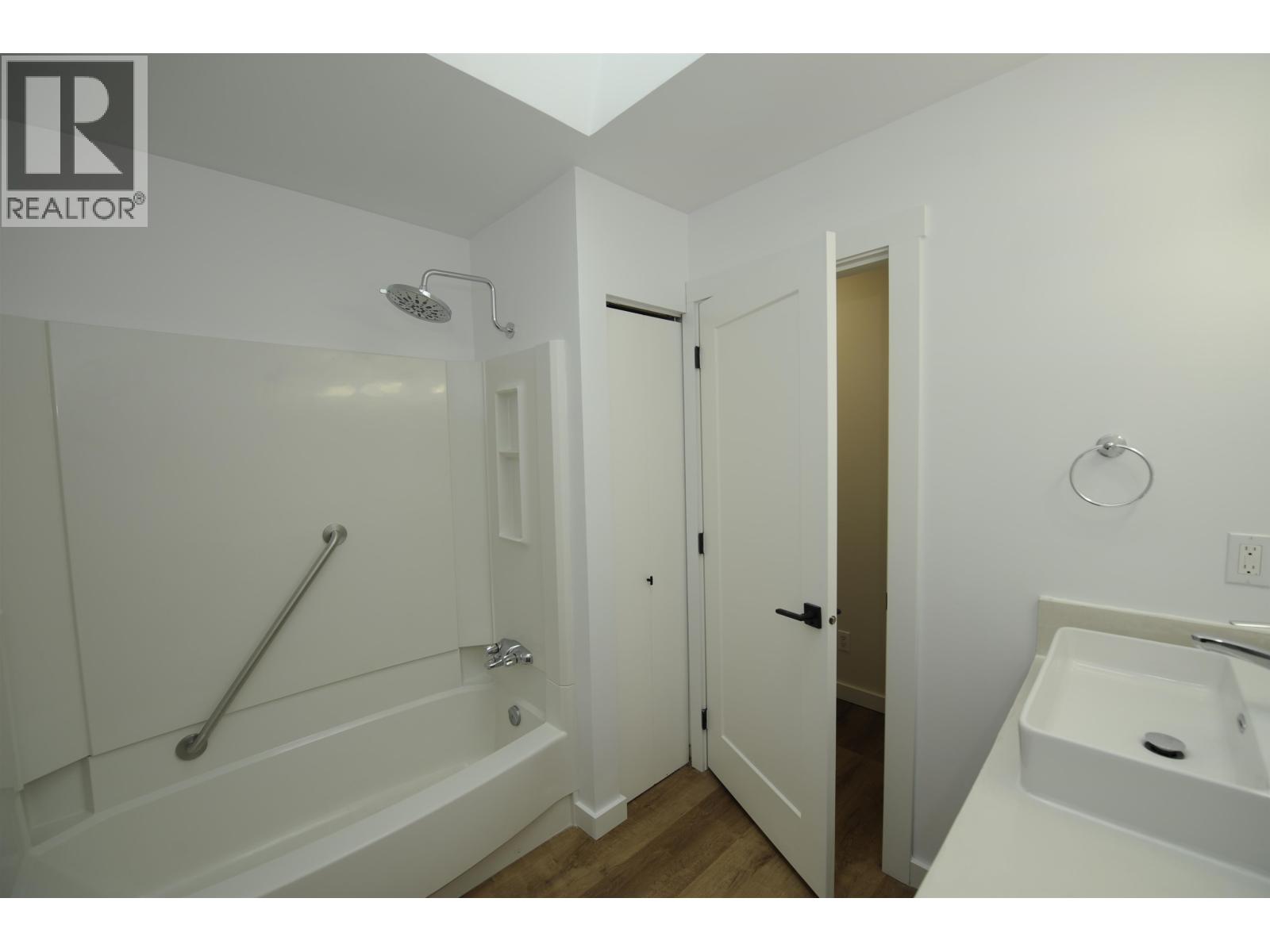 405 SOCKEYE CREEK Street, Terrace