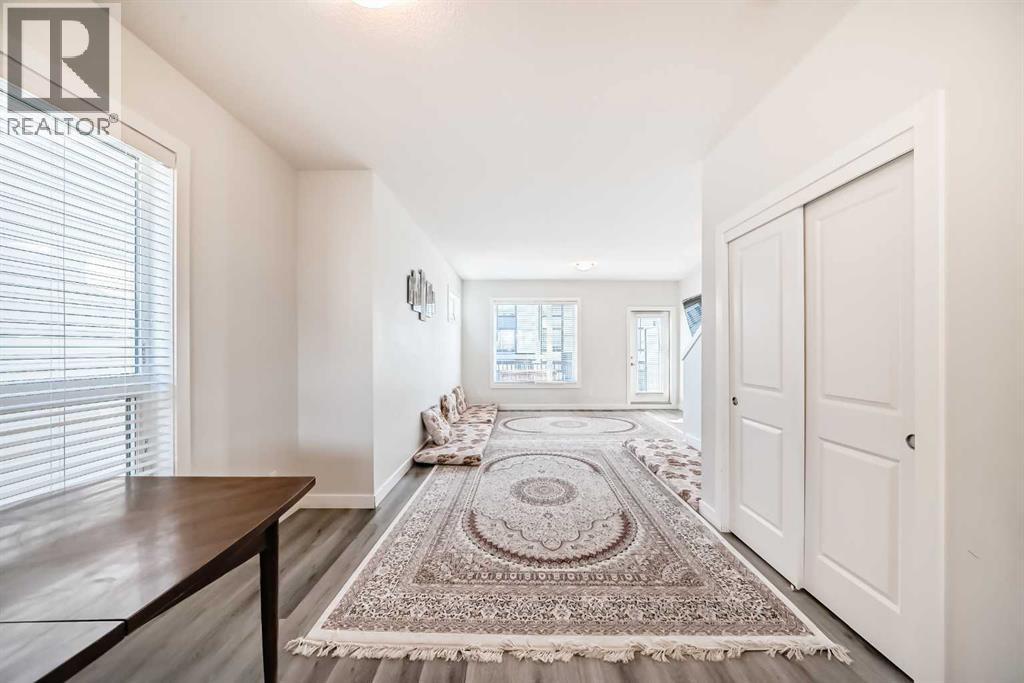 Single Family House for Sale in  Evanscrest Park NW Evanston Calgary 