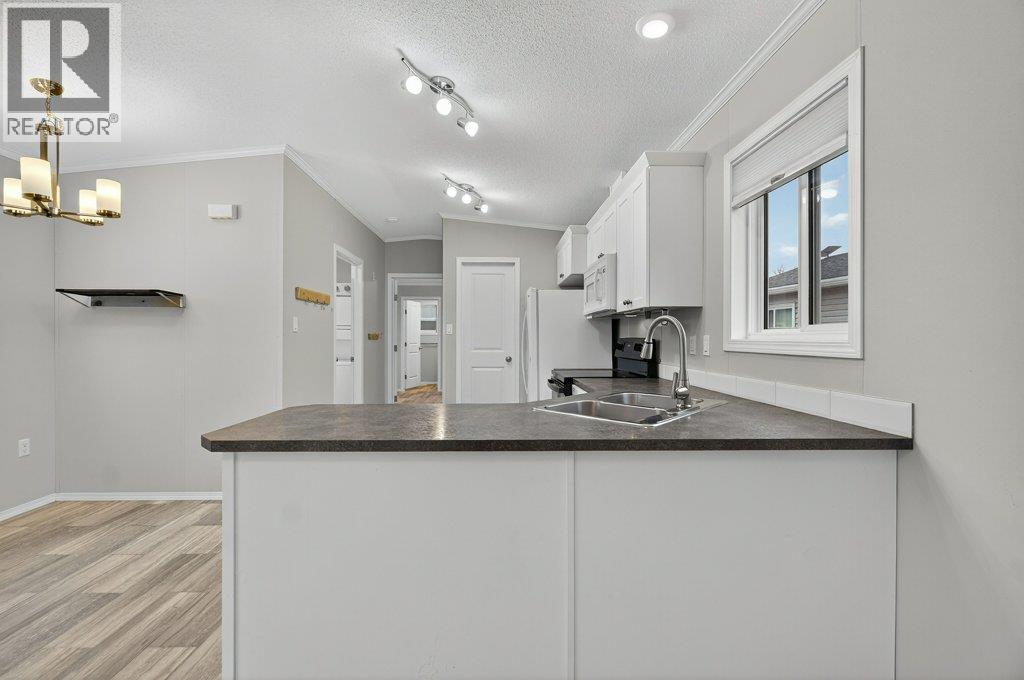 #26 235 AYLMER ROAD LOT# 26 - 18