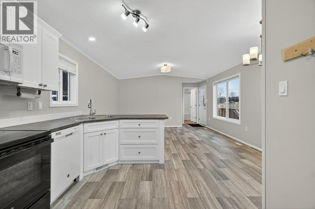 #26 235 AYLMER ROAD LOT# 26 - 23