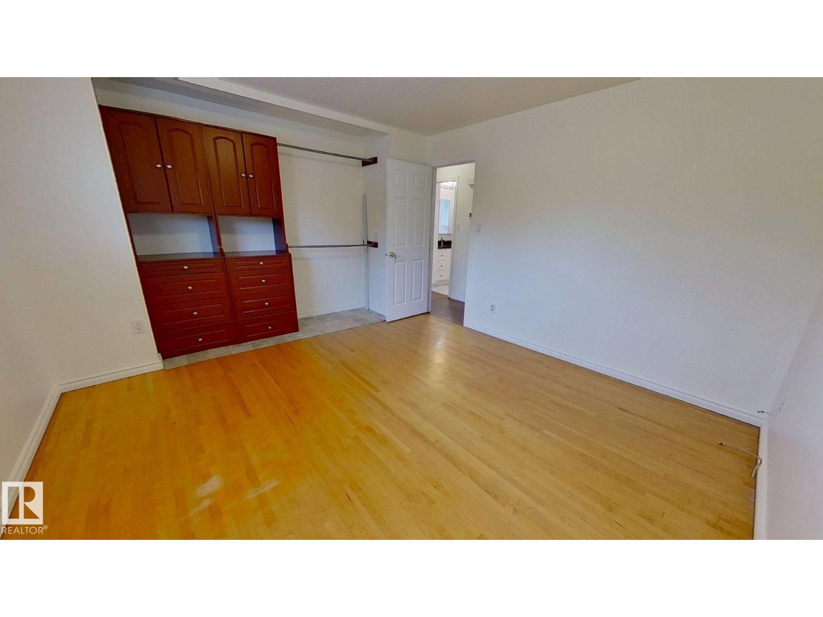 3432 81 ST NW - 12