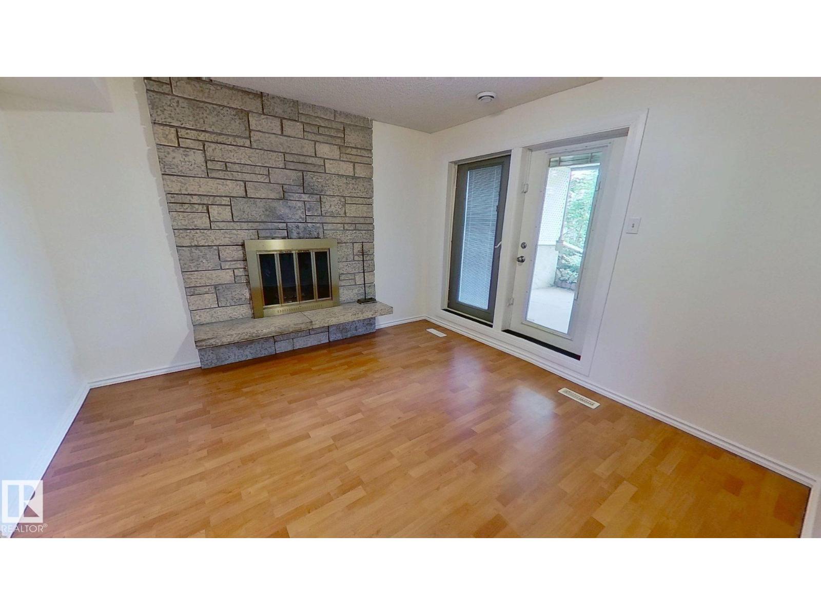 3432 81 ST NW - 14