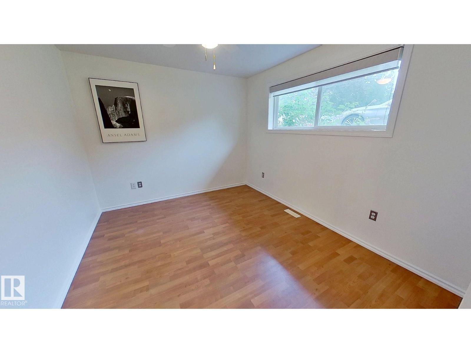 3432 81 ST NW - 15