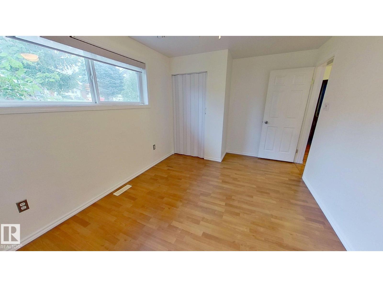 3432 81 ST NW - 16