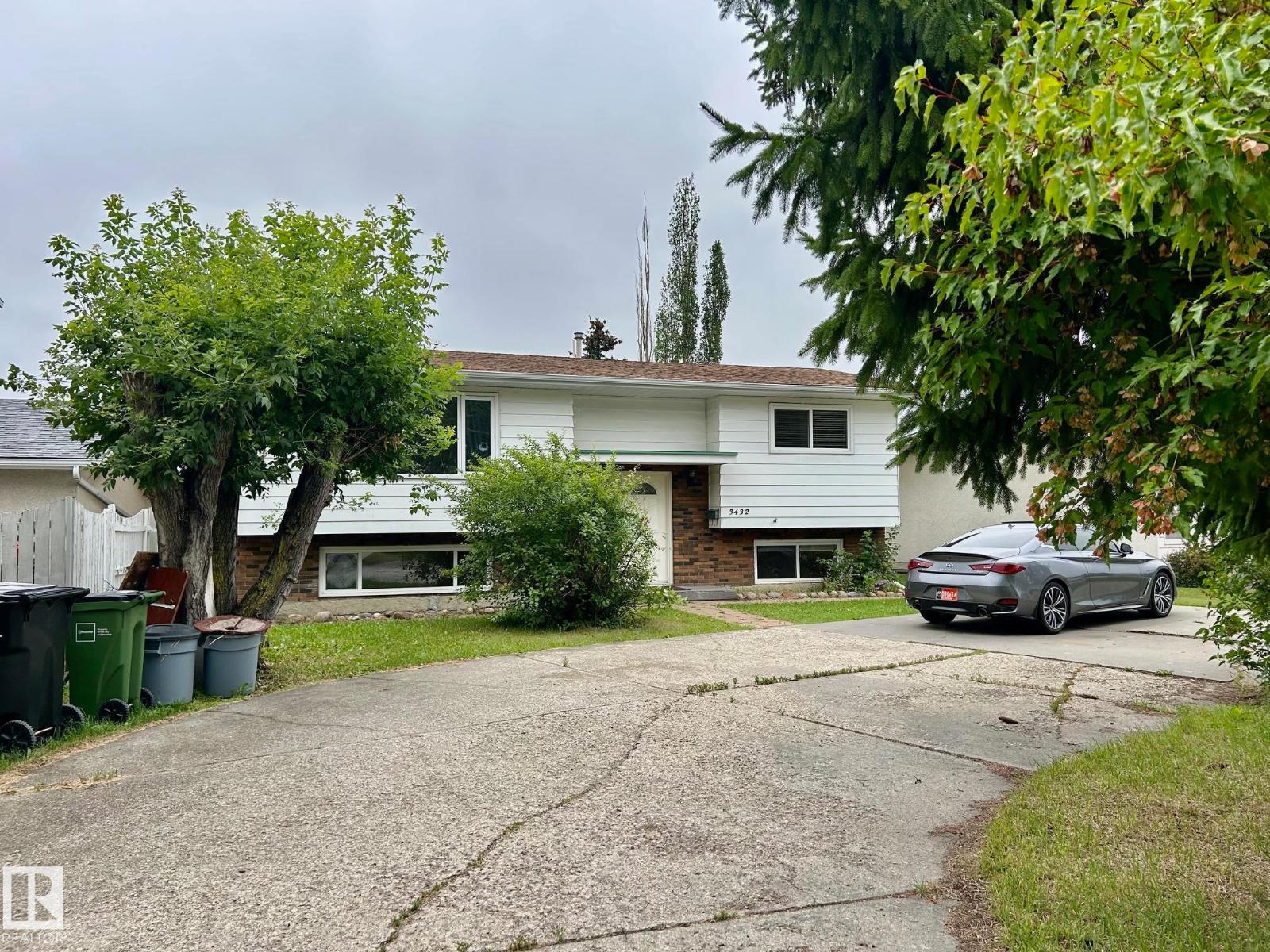 3432 81 ST NW - 24